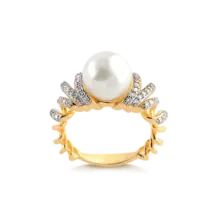 Anel Com Pérola Entrelaçado Cravejado de Zircônias Folheado a Ouro 18K
