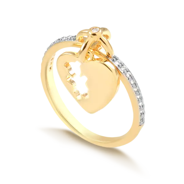 Anel Cravejado de Zircônia com Pingente Coração Menina Vazado Folheado a Ouro 18K