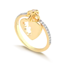 Anel Cravejado de Zircônia com Pingente Coração Menina Vazado Folheado a Ouro 18K