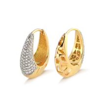 Argola Cravejada Zircônias Folheada a Ouro 18K