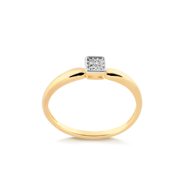 Anel Quadrado Cravejado Folheado a Ouro 18k