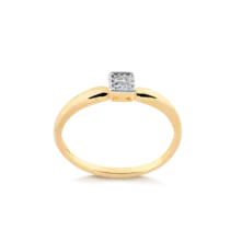 Anel Quadrado Cravejado Folheado a Ouro 18k