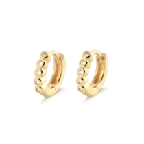 Argola Com Pedras de Zircônia 11mm Folheada a Ouro 18k