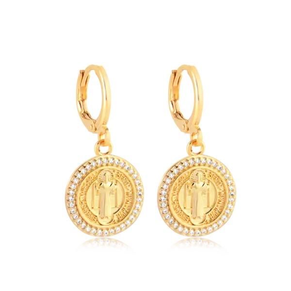 Brinco São Bento Cravejado de Zircônia Folheado a Ouro 18K