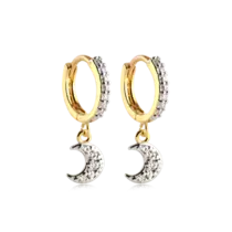 Argola Meia Lua Cravejada Folheada a Ouro 18k
