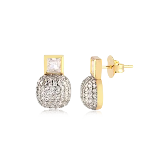 Brinco Cravejado Com Ponto de Luz Quadrado Folheado a Ouro 18k