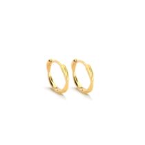 Argola Click 11mm Trançada Lisa Folheada a Ouro 18k