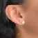 Brinco Pérola Com Pedras de Zircônia Folheado a Ouro 18k