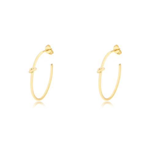 Argola Lisa Com Nó Folheada a Ouro 18k tam. M